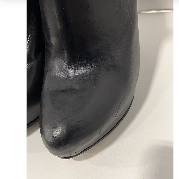 BLACK LEATHER ANKLE BOOTS - Picture 9 of 12